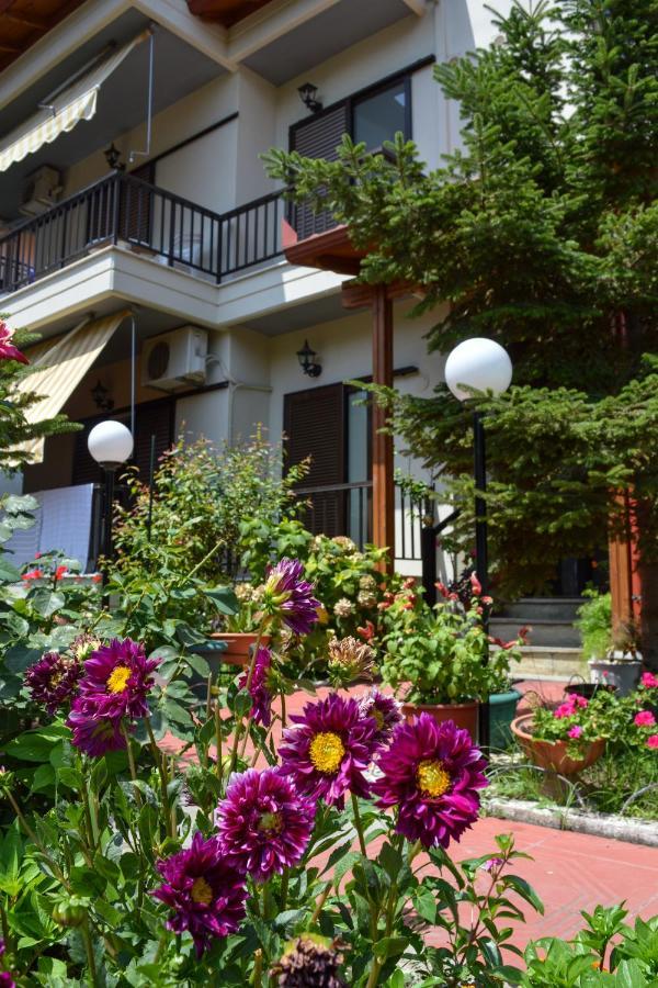 Manos Kritikakis Apartments Platamonas Exterior foto