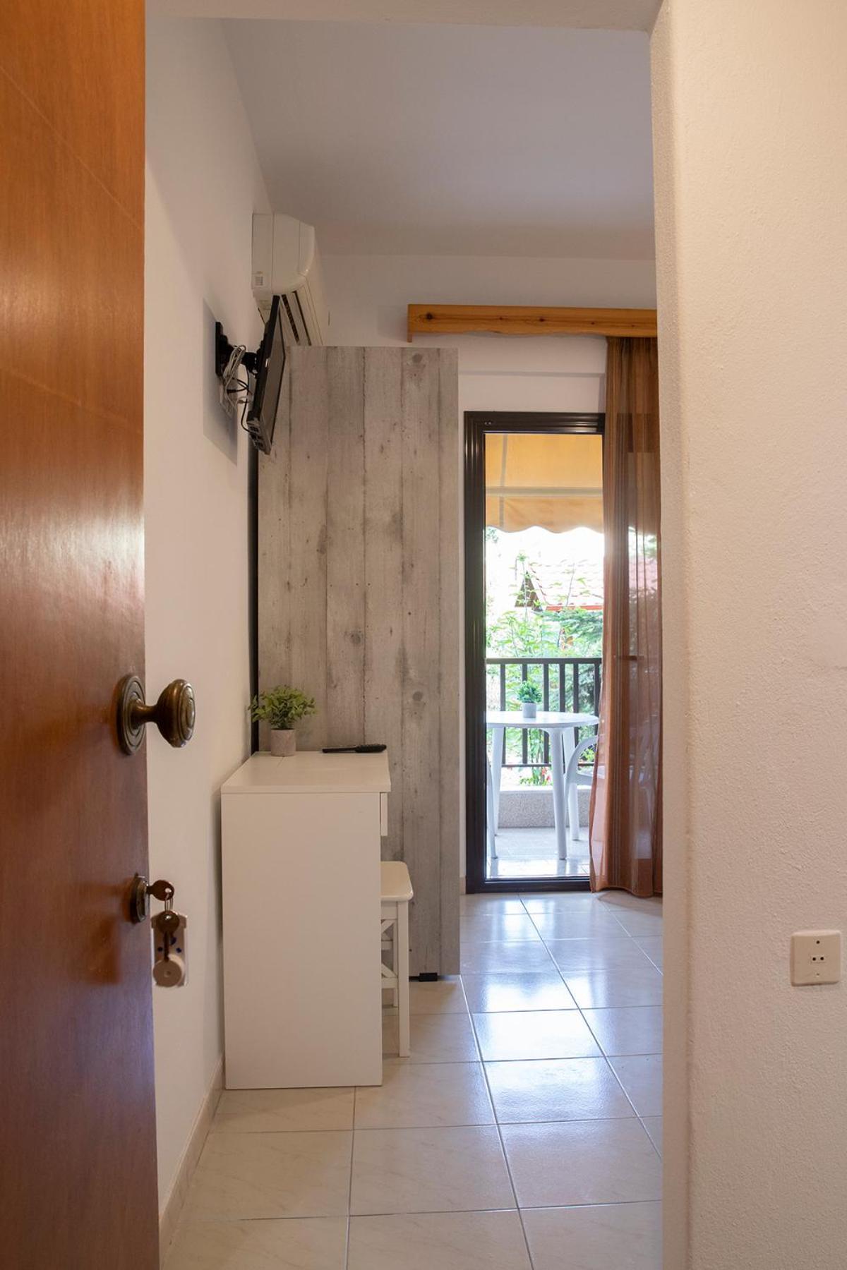 Manos Kritikakis Apartments Platamonas Exterior foto